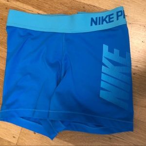 NikePro XS spandex